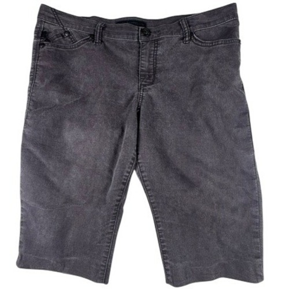 Rock & Republic Shorts Womens 16 M Berlin Gray Denim Bermuda Stretch Knee Length